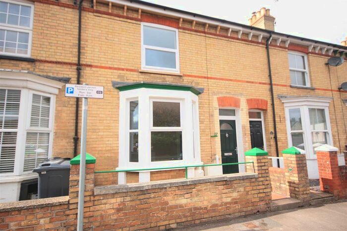 3 Bedroom Terraced House To Rent In Eastleigh Road, Taunton, Somerset, TA1