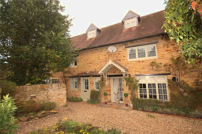 3 Bedroom Semi-Detached House To Rent In Humfrey Lane, Boughton, Northampton, NN2