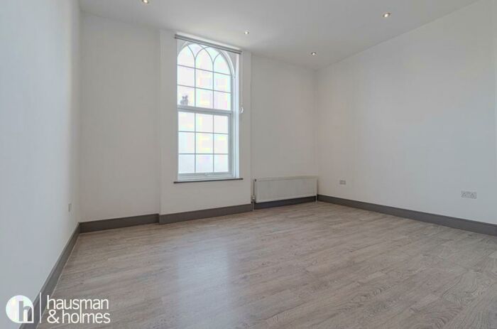 3 Bedroom Flat To Rent In Temple Fortune Mansions, Temple Fortune, NW11