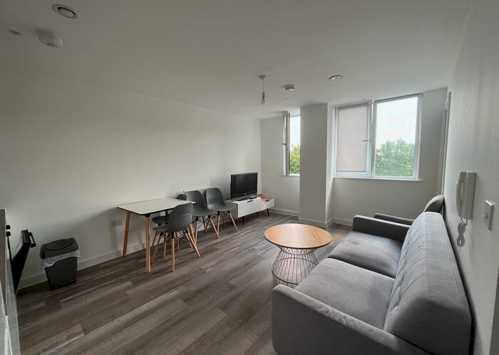 1 Bedroom Flat To Rent In -, Talbot Road, Old Trafford, Manchester, M16