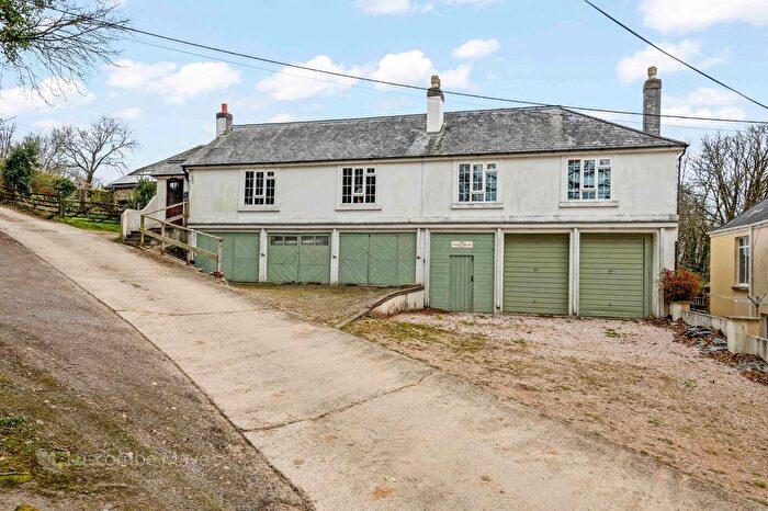 4 Bedroom Town House For Sale In The Coach House, South Pool, TQ7