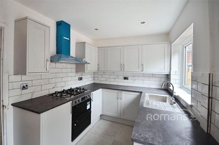 3 Bedroom Terraced House To Rent In Severn Crescent, Slough, Berkshire, SL3