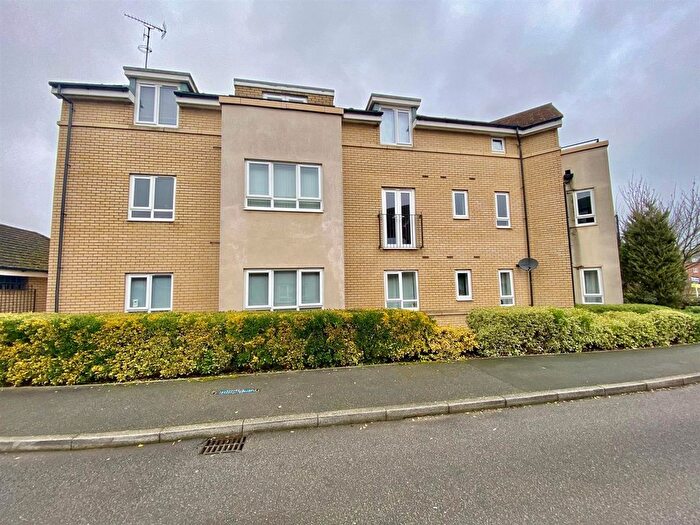 2 Bedroom Flat For Sale In Mid Water Crescent, Hampton Vale, Peterborough, PE7