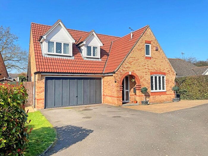 4 Bedroom Detached House For Sale In Hawthorn Road, Tolleshunt Knights, CM9
