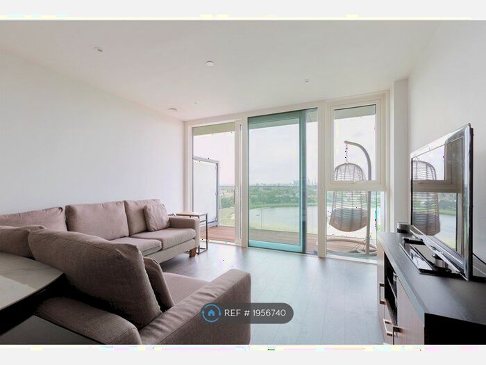 2 Bedroom Flat To Rent In Skylark Point, London, N4