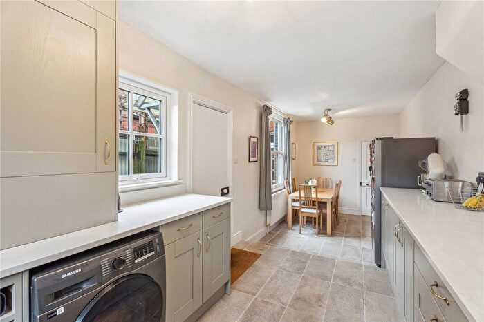 3 Bedroom Terraced House For Sale In Bellingdon Road, Chesham, Buckinghamshire, HP5