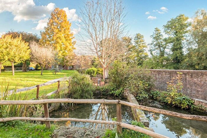 2 Bedroom Flat For Sale In Brockhampton Road, Havant, PO9