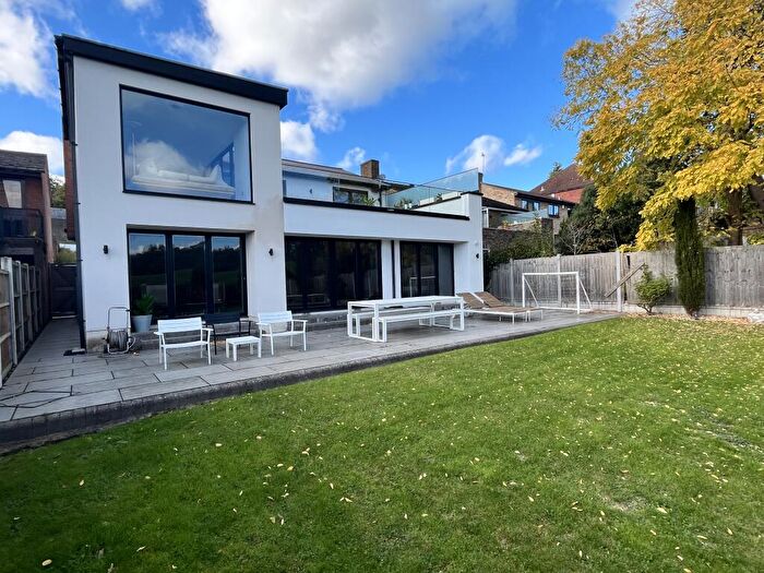 4 Bedroom Detached House To Rent In The Mount, Billericay, CM11