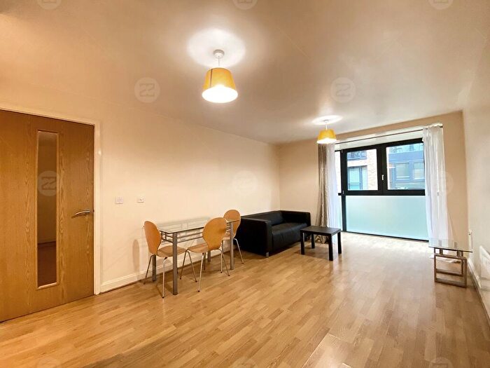2 Bedroom Flat To Rent In Southside, St. John's Walk, Birmingham, B5