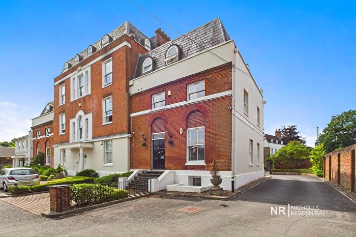 2 Bedroom Maisonette To Rent In Chalk Lane, Epsom, Surrey., KT18