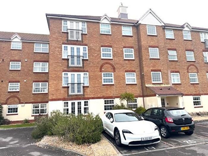 2 Bedroom Apartment To Rent In Anchor Close, Shoreham By Sea, BN43