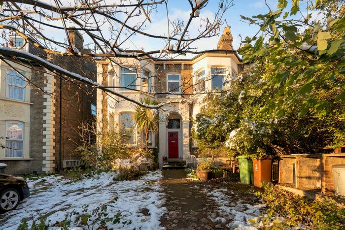 1 Bedroom Flat To Rent In Bulwer Road, London, E11