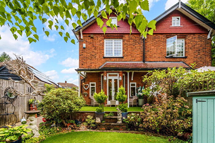3 Bedroom Semi Detached House For Sale In Kingston Road, Ewell Village, Epsom, KT17
