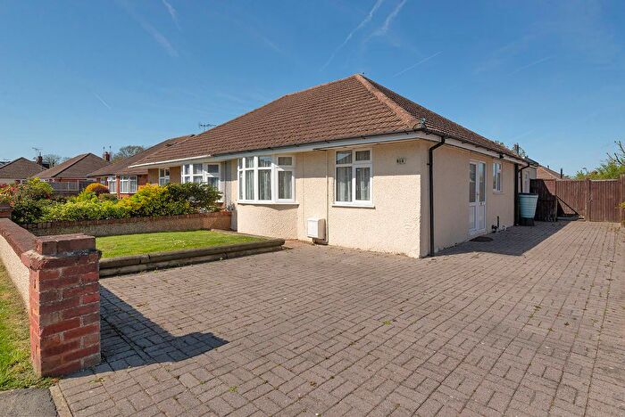 2 Bedroom Semi Detached Bungalow For Sale In Warrington Road, Paddock Wood, TN12
