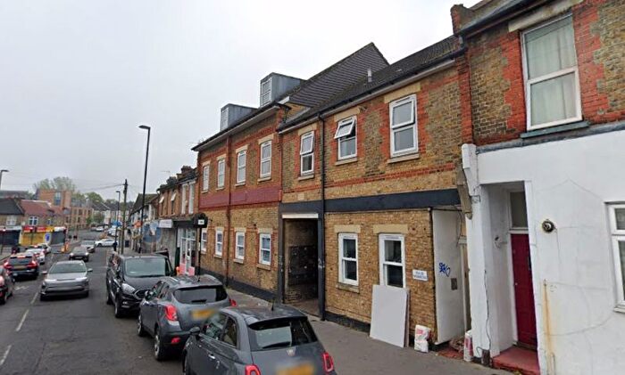 2 Bedroom Flat To Rent In Parchmore Road, Thornton Heath, CR7