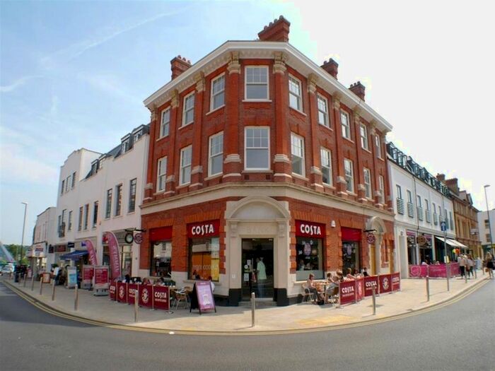 1 Bedroom Flat To Rent In Smith Street, Watford, WD18