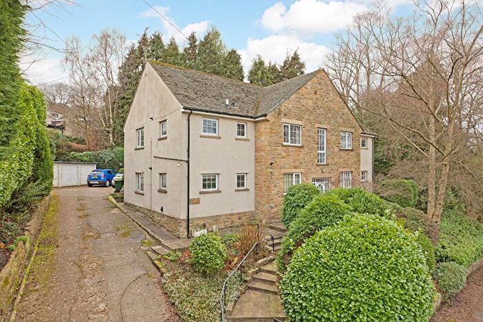 2 Bedroom Apartment For Sale In Wilton Road, Ilkley, LS29