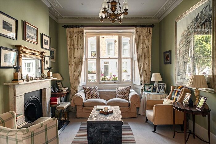 4 Bedroom Detached House For Sale In Oakley Street, Chelsea, SW3