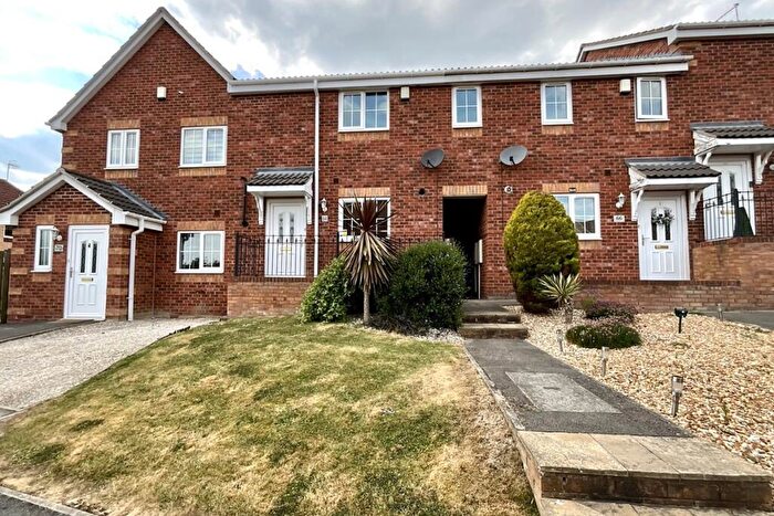 3 Bedroom Town House For Sale In Parklands View, Aston, Sheffield, S26