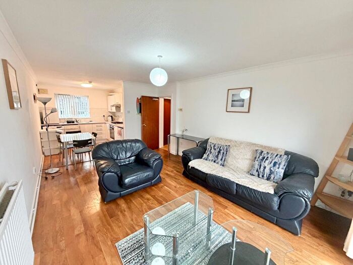 1 Bedroom Flat To Rent In Victoria Quay, Maritime Quarter, Swansea, SA1