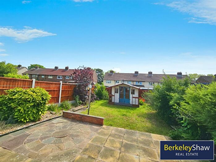 3 Bedroom Semi-Detached House To Rent In Hillary Drive, Crosby, Liverpool, L23