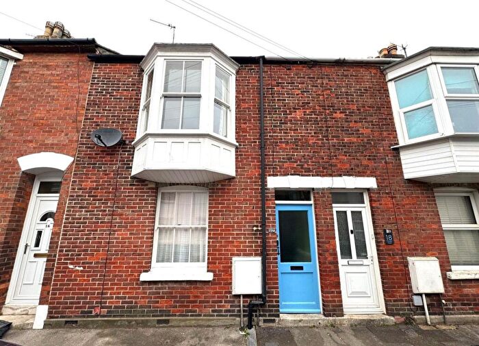 3 Bedroom Terraced House For Sale In Charles Street, Weymouth, DT4