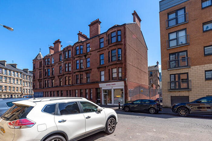 2 Bedroom Flat For Sale In Barrland Street, Pollokshaws, G41