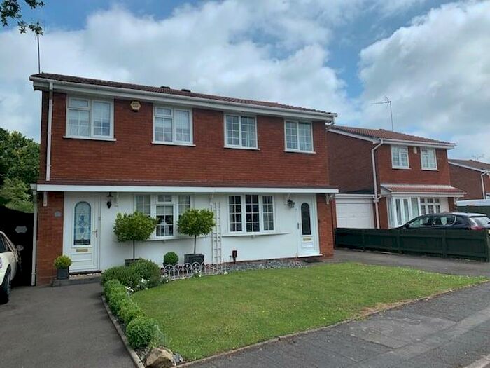 2 Bedroom Property To Rent In Springvale Road, Redditch, B97