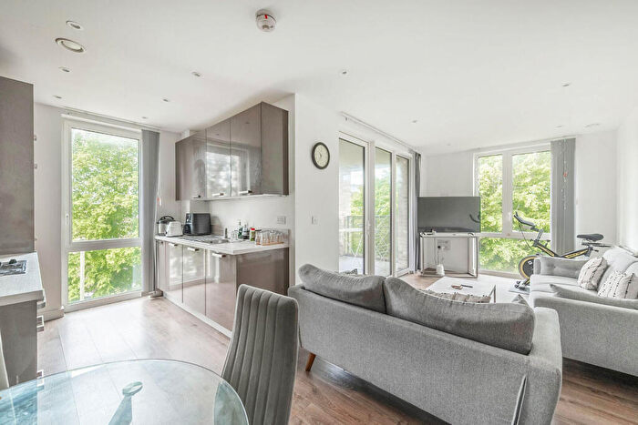 2 Bedroom Flat For Sale In Brannigan Way, Edgware, HA8