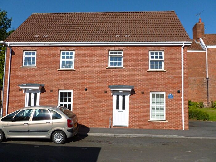 2 Bedroom Semi Detached House To Rent In Horsepond Lane, Bridgwater, TA6