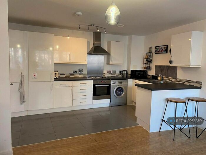 1 Bedroom Flat To Rent In Orchard Court, London, SE26