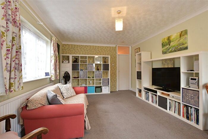2 Bedroom Semi Detached Bungalow For Sale In Nevendon Road, Wickford, Essex, SS12