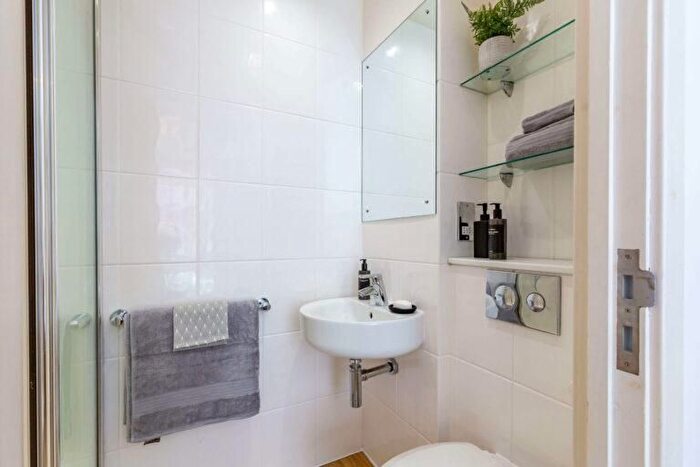 Studio To Rent In King Square, Kingsdown, Bristol, BS2