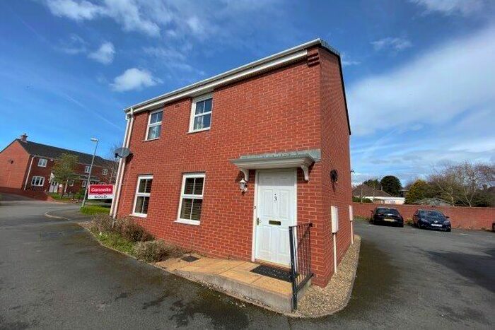 2 Bedroom Flat To Rent In Sanders Way, Lichfield, WS14