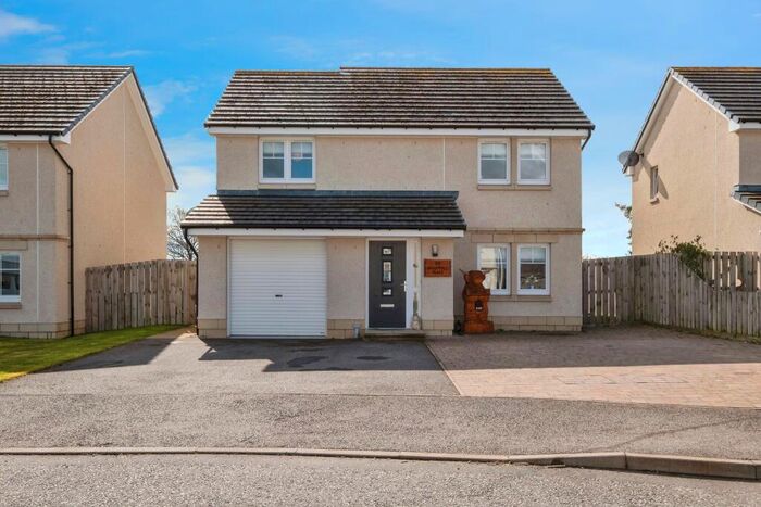 3 Bedroom Detached House For Sale In Broomhill Place, Muir Of Ord, IV6
