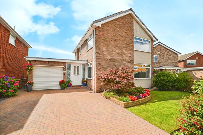 4 Bedroom Detached House For Sale In Lapwing Lane, Stockton-On-Tees, TS20