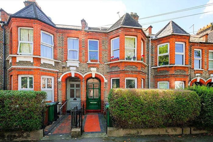 1 Bedroom Flat To Rent In Cornwallis Road, Walthamstow, E17
