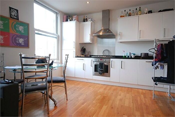 2 Bedroom Flat To Rent In Trinity Road, Wandsworth Common, SW17