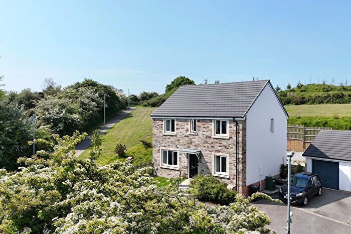 4 Bedroom Detached House For Sale In Bickland View, Falmouth, TR11