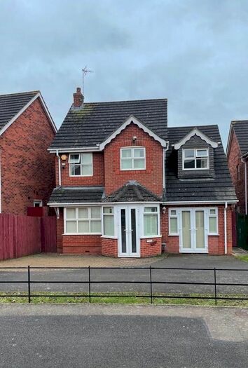 4 Bedroom Detached House To Rent In Herongate Road, Leicester, Leicestershire, LE5