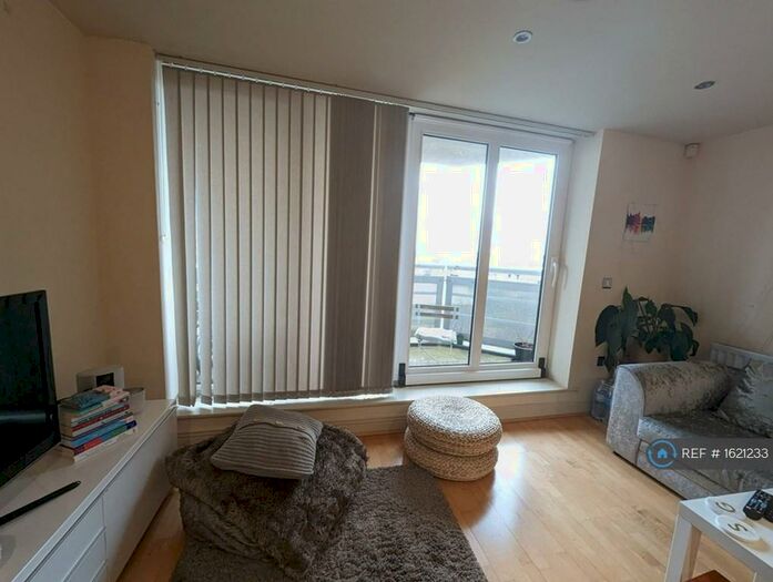 2 Bedroom Flat To Rent In Wards Wharf Approach, London, E16