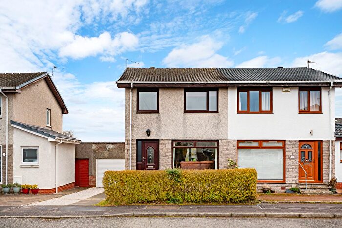 3 Bedroom Semi Detached House For Sale In Bankview Crescent, Kirkintilloch, Glasgow, G66