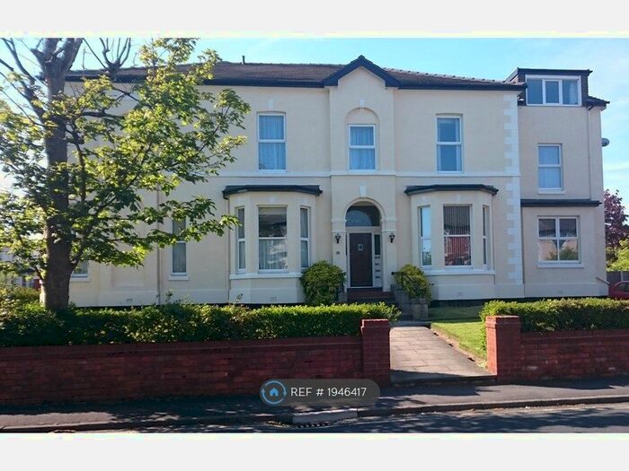 1 Bedroom Flat To Rent In Grosvenor Court, Southport, PR8