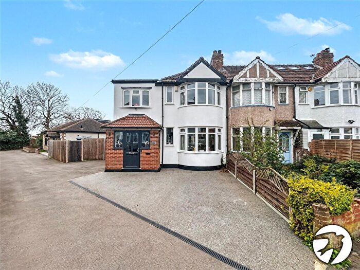 4 Bedroom End Of Terrace House For Sale In Maple Crescent, Sidcup, Kent, DA15