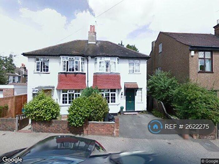 3 Bedroom Semi-Detached House To Rent In Helder Street, South Croydon, CR2