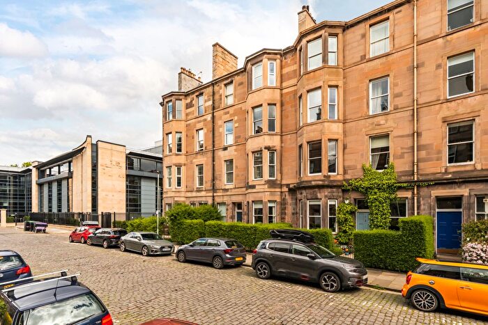 2 Bedroom Flat For Sale In / Perth Street, Edinburgh, EH3