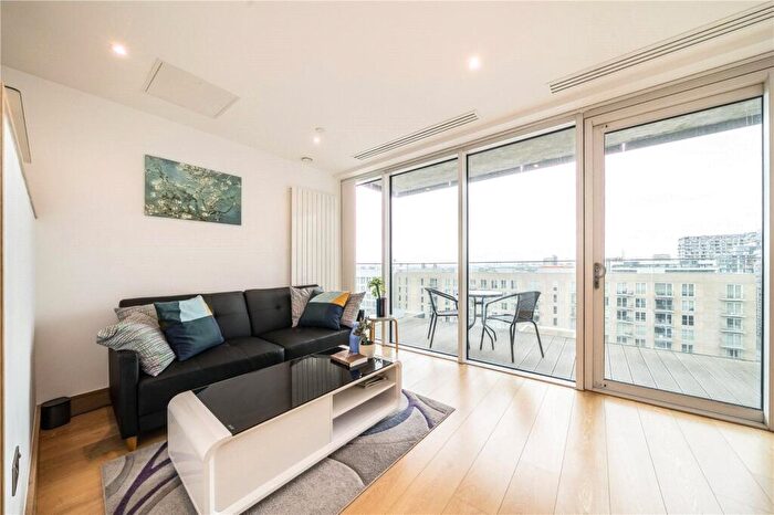 2 Bedroom Apartment For Sale In Markham Heights, Cross Harbour Plaza, London, E14