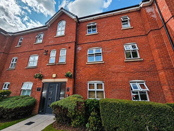 2 Bedroom Apartment For Sale In Thomasson Court, Bolton, BL1