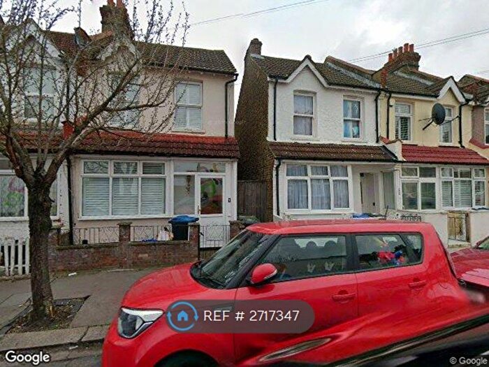 2 Bedroom End Terrace House To Rent In Penshurst Road, Thornton Heath, CR7