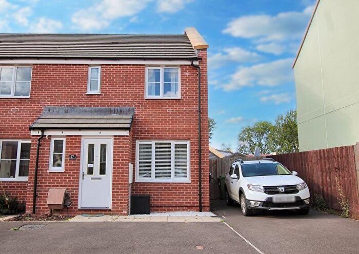 3 Bedroom Semi-Detached House For Sale In Fossebridge Place, Cheltenham, GL52